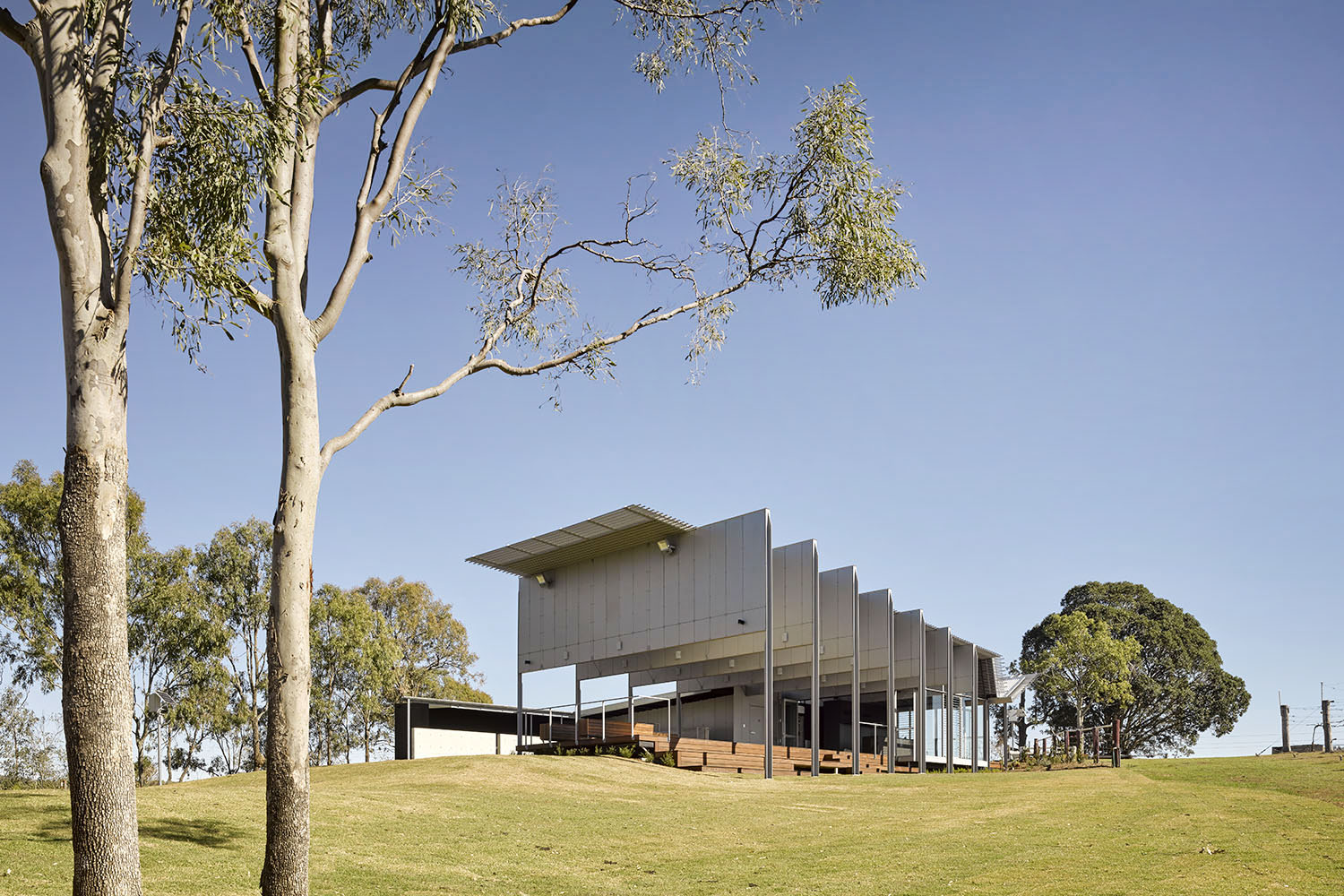 Distant view of the Overflow Estate Cellar Door