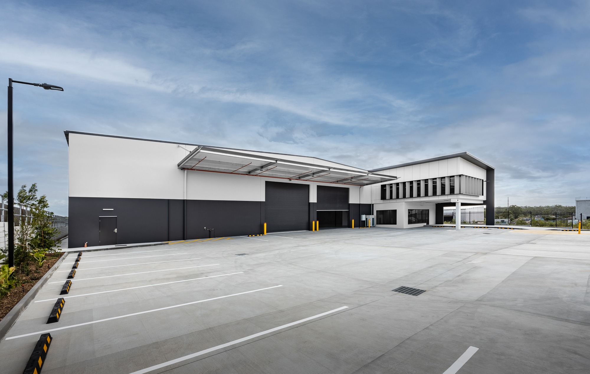 RYCON - Crestmead Distribution Warehouse